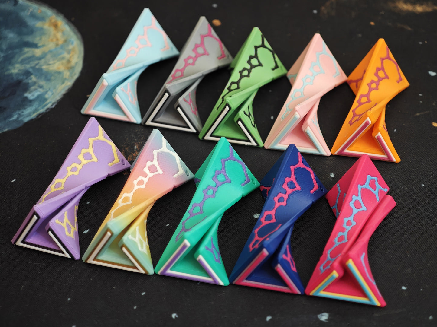PRIDE 🏳️‍🌈 Scroll Keychain - Outer Wilds