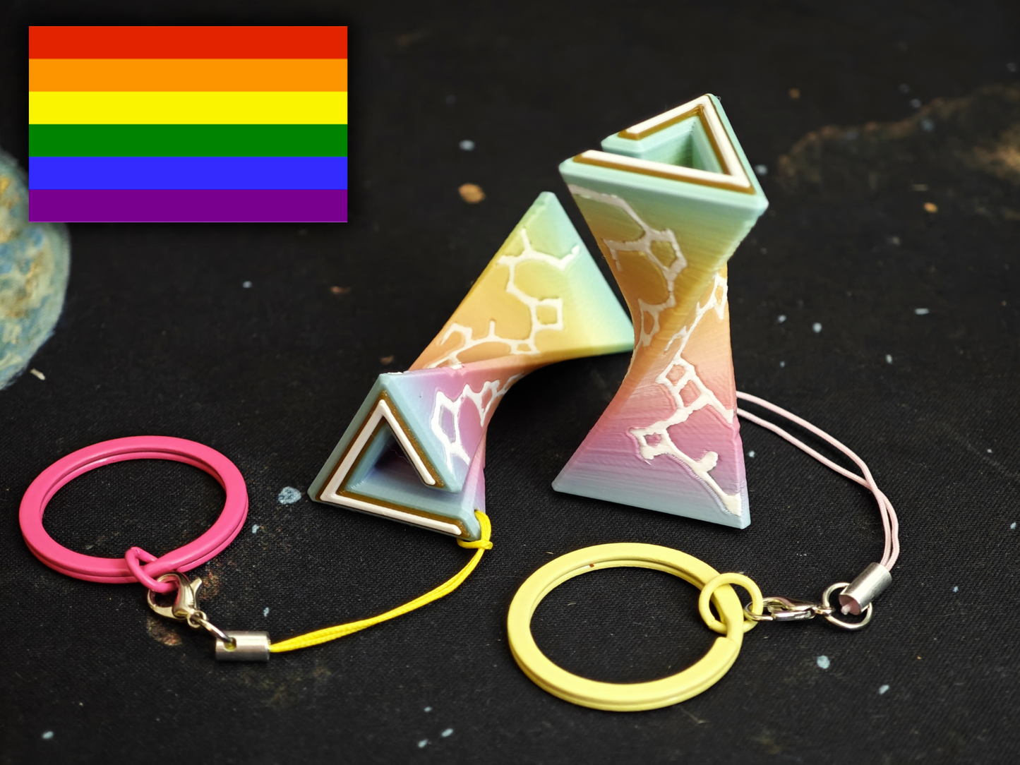 PRIDE 🏳️‍🌈 Scroll Keychain - Outer Wilds
